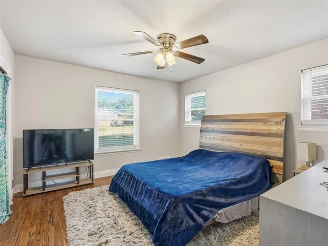 Photo of 825 Lee Drive