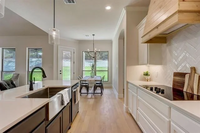 Photo of 1007 Meadow Wood Terrace