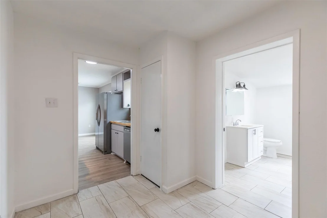 Photo of 320 S 12th Street