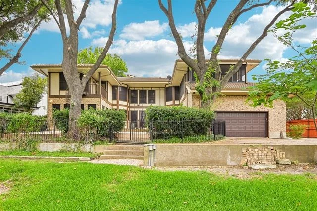 Photo of 128 Sceptre Drive