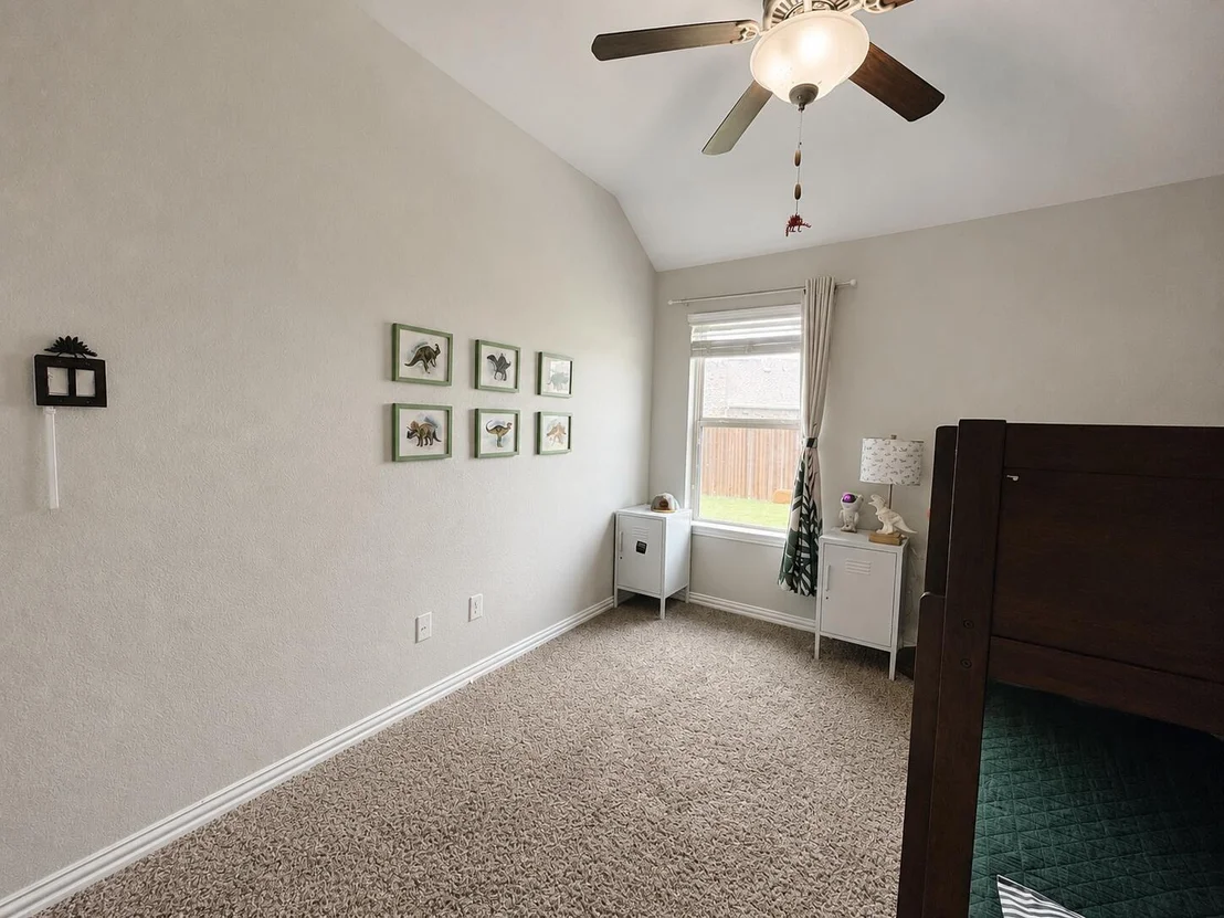 Photo of 347 Chamberlain Drive