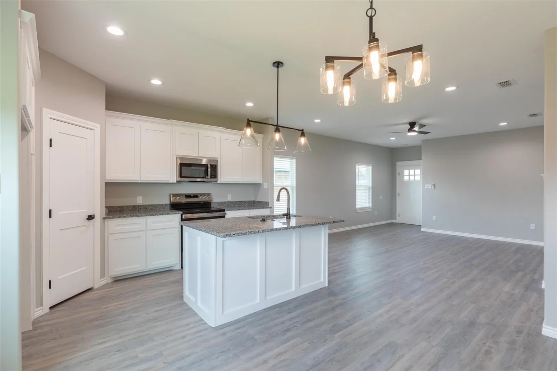 Photo of 7908 Freedom Crest Avenue