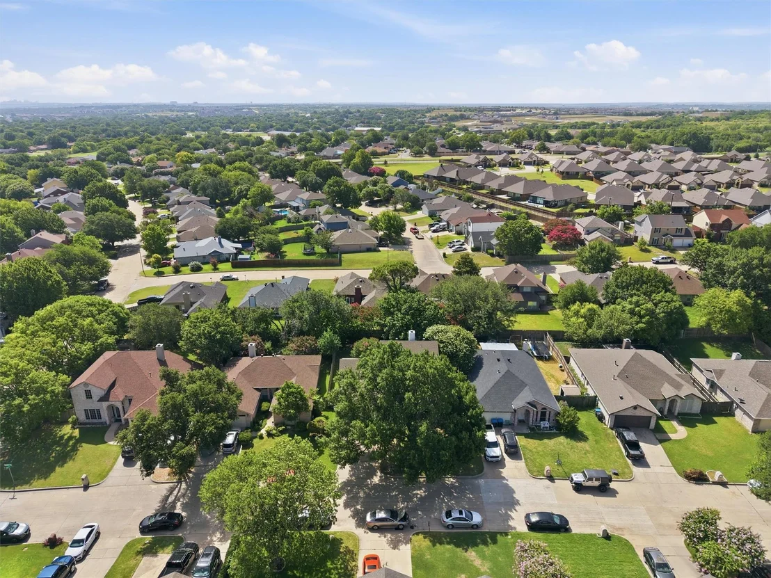Photo of 609 Carette Drive
