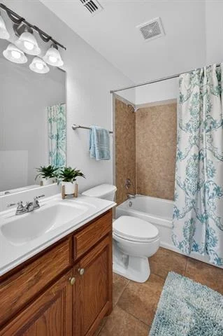 Photo of 3518 Silver Oaks Drive