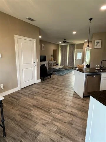 Photo of 17115 Meadowview Lane