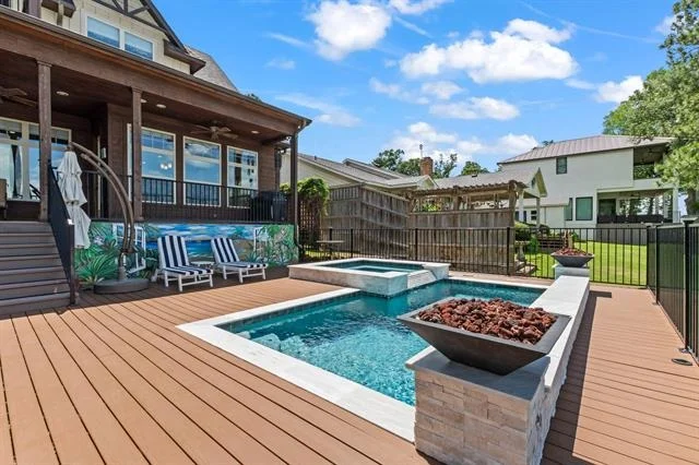 Photo of 229 N Beverly Drive