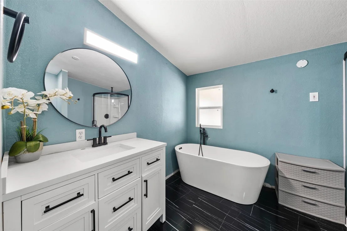Photo of 6520 Golinda Drive