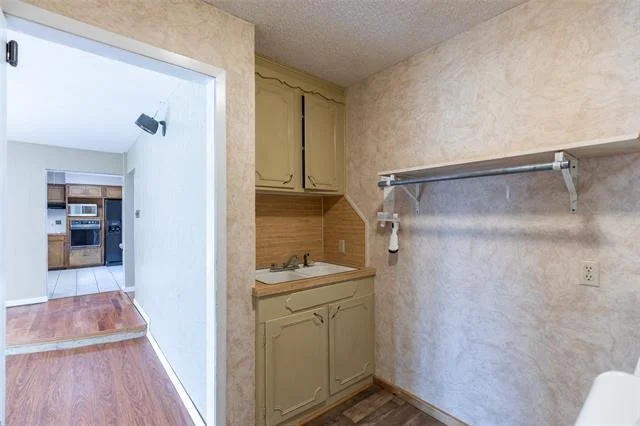 Photo of 819 Avenue Q