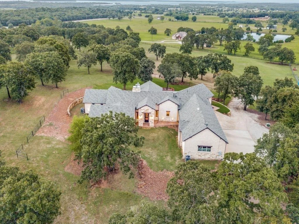 Photo of 248 Howard Road