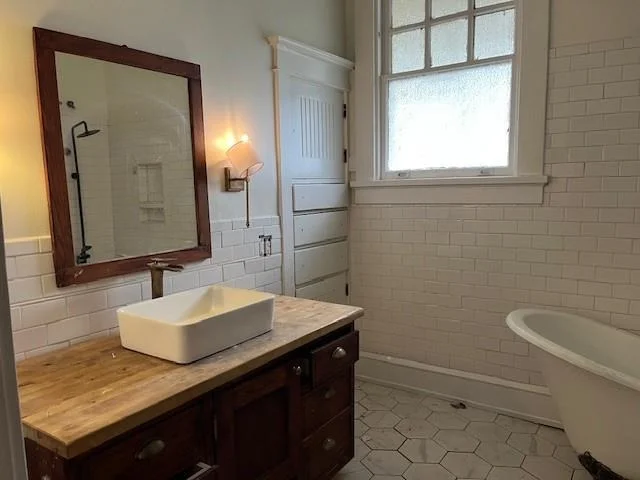 Photo of 1819 Morrow Avenue