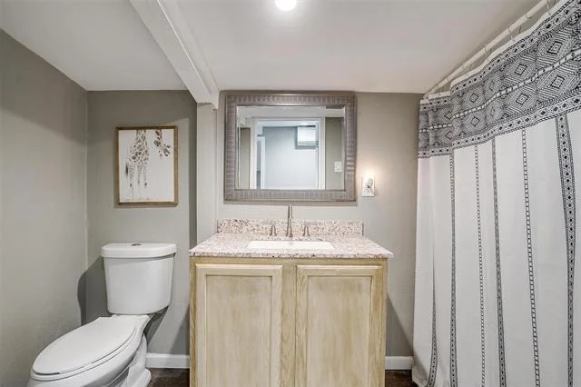 Photo of 1460 Ross Lane