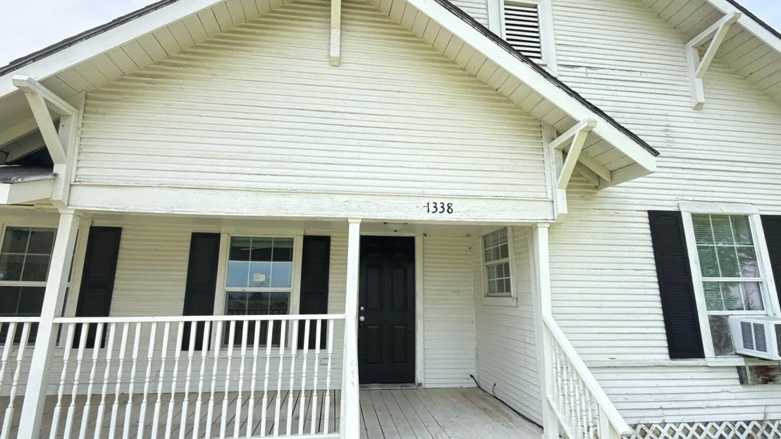 Photo of 1338 S State Highway 121