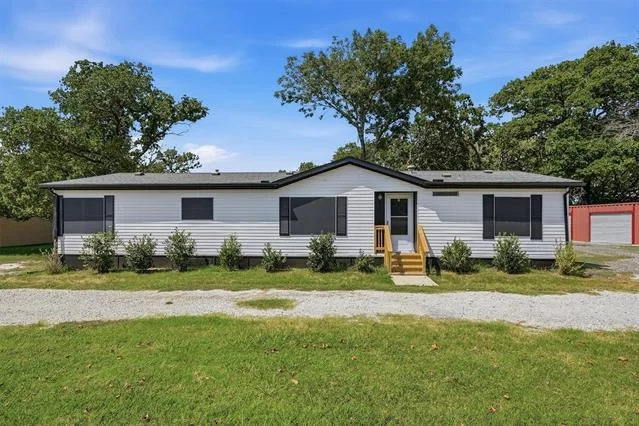 Photo of 305 Ridgecrest Road