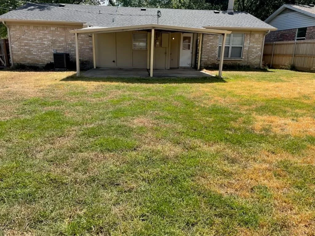 Photo of 915 Lemontree Drive