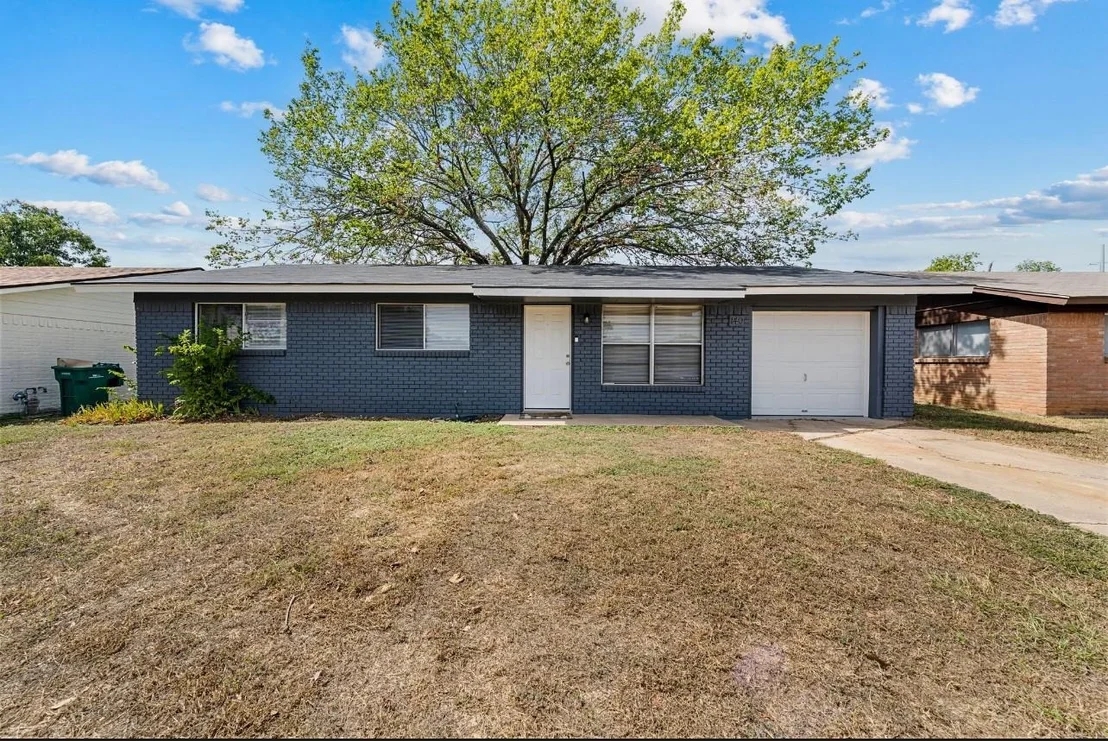 Photo of 140 Shirley Drive