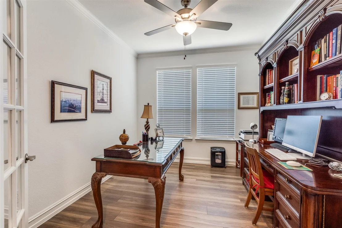 Photo of 424 Long Pines Drive