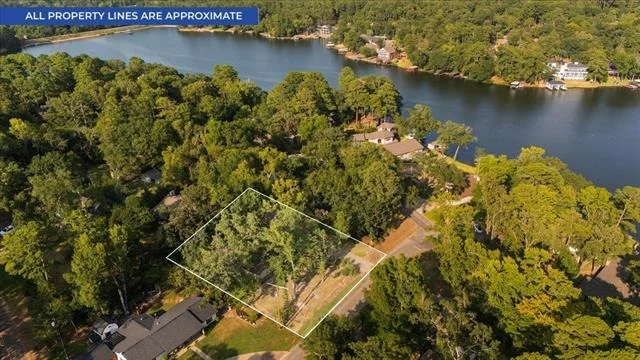 Photo of 1603 Pineview Lane