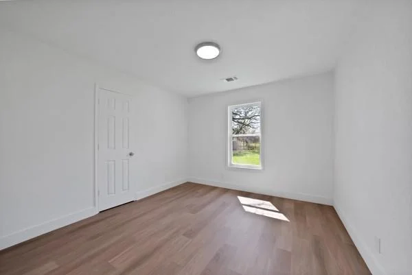 Photo of 3005 Maple Avenue