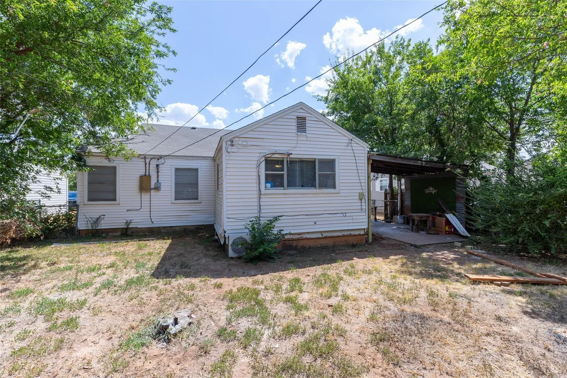 Photo of 3010 Bickley Street