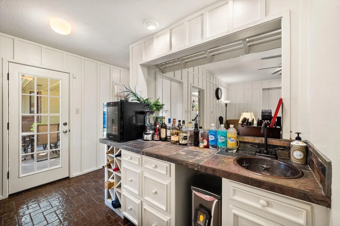 Photo of 1700 Jennifer Circle