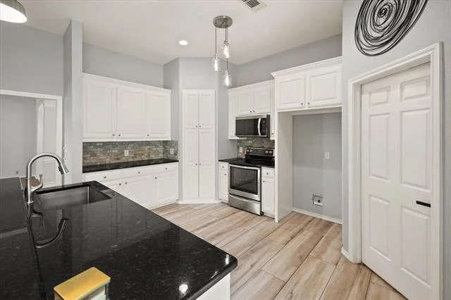 Photo of 10200 Fieldcrest Drive