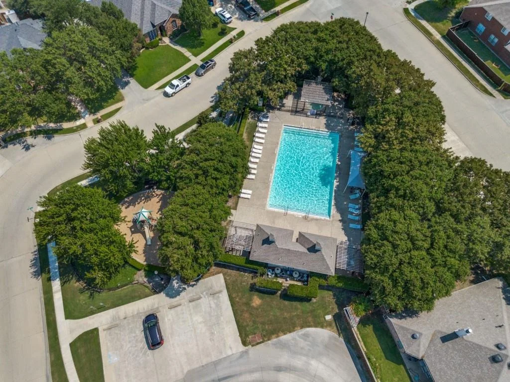 Photo of 6901 Westover Drive