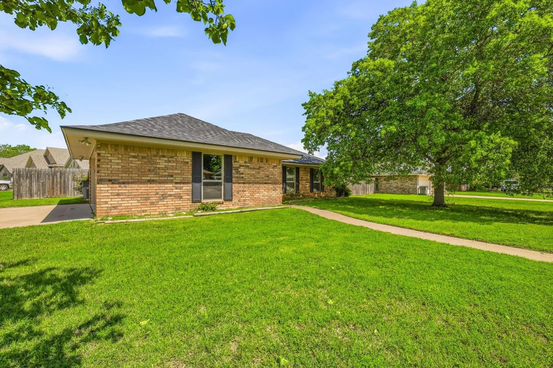 Photo of 1318 Fairway Drive