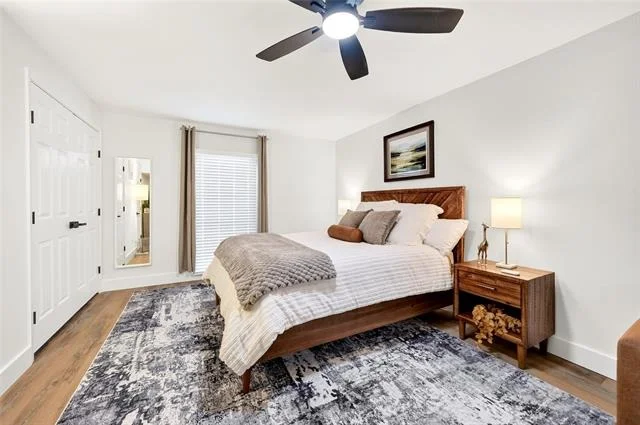 Photo of 5917 Maple Lane