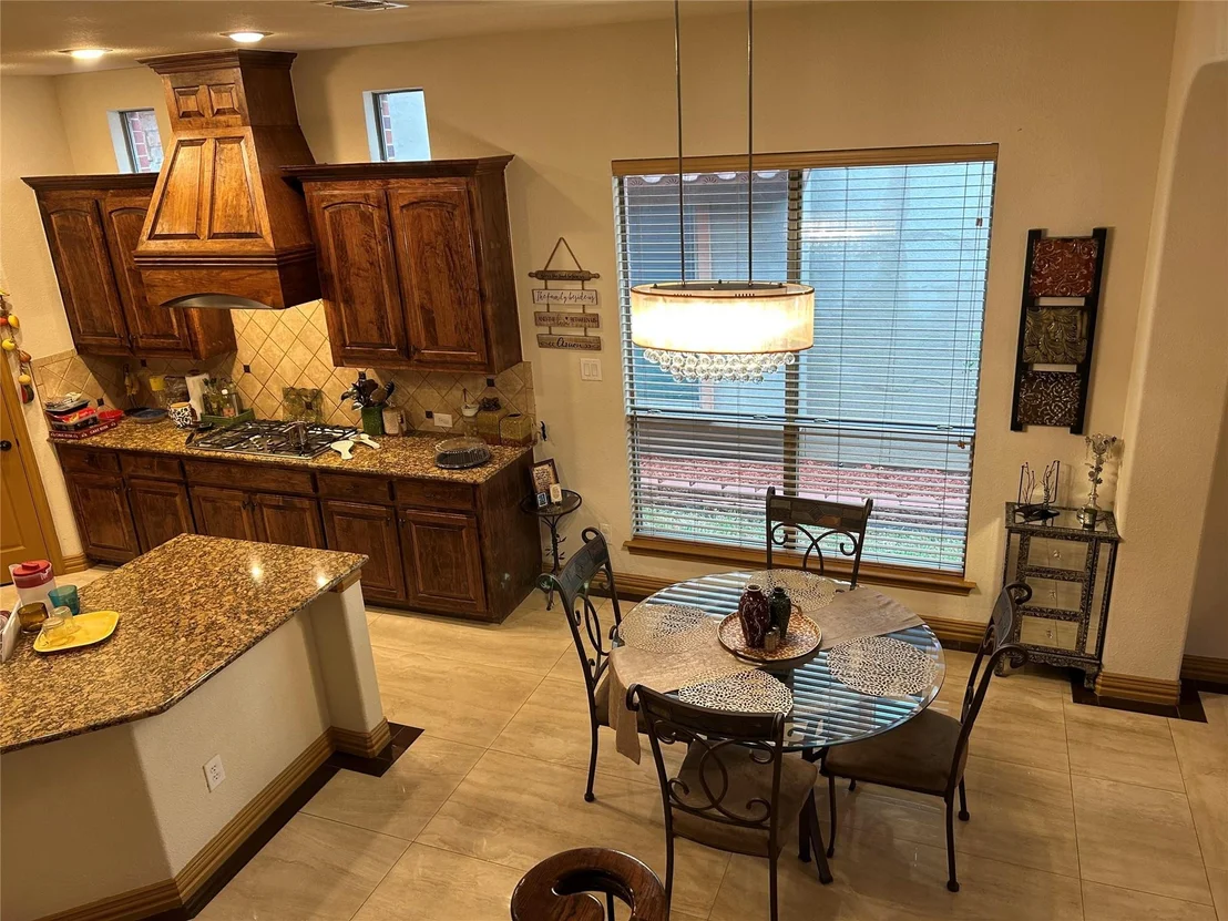 Photo of 2219 Longview Road