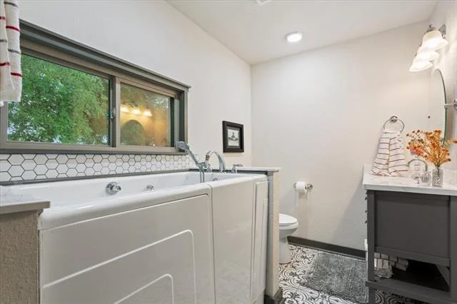 Photo of 649 Wedgewood Drive