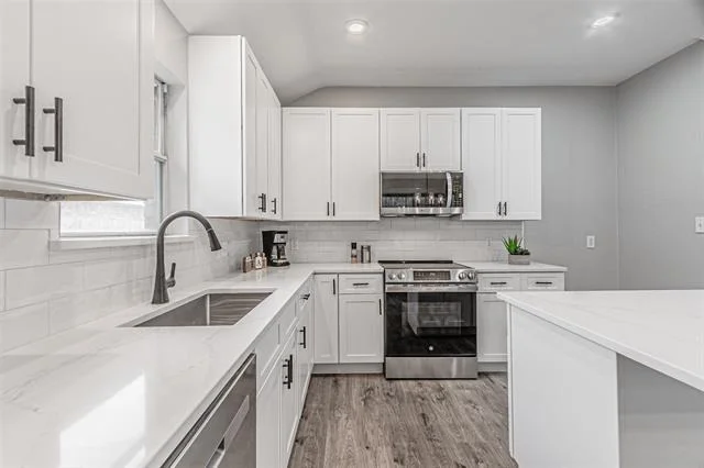 Photo of 4533 Forest Glen Drive
