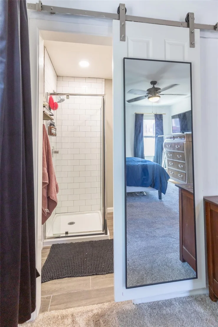 Photo of 720 GLENDALE Drive