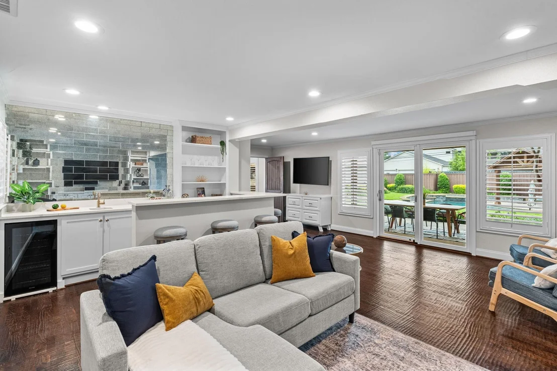 Photo of 4432 Willow Lane