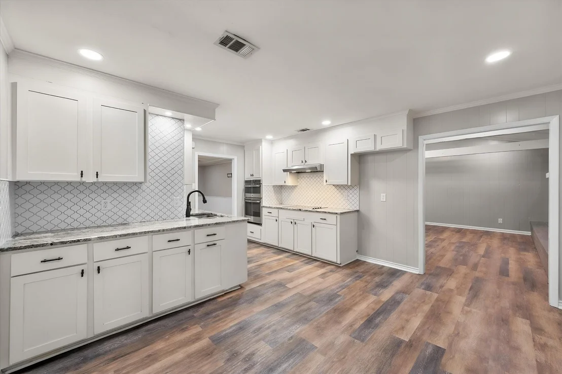Photo of 401 Hutson Drive