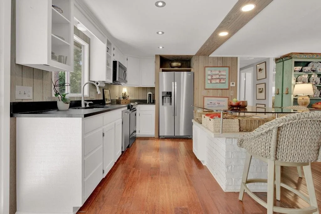 Photo of 1332 Hideaway Lane West