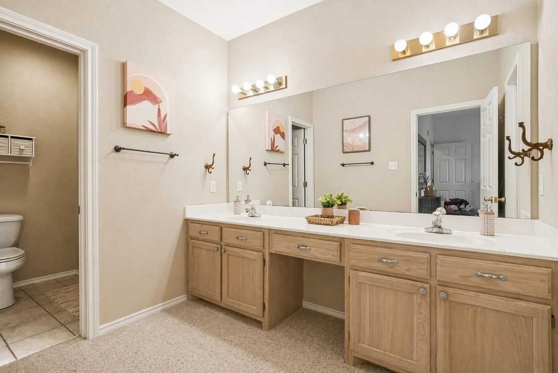 Photo of 303 Eagle Point