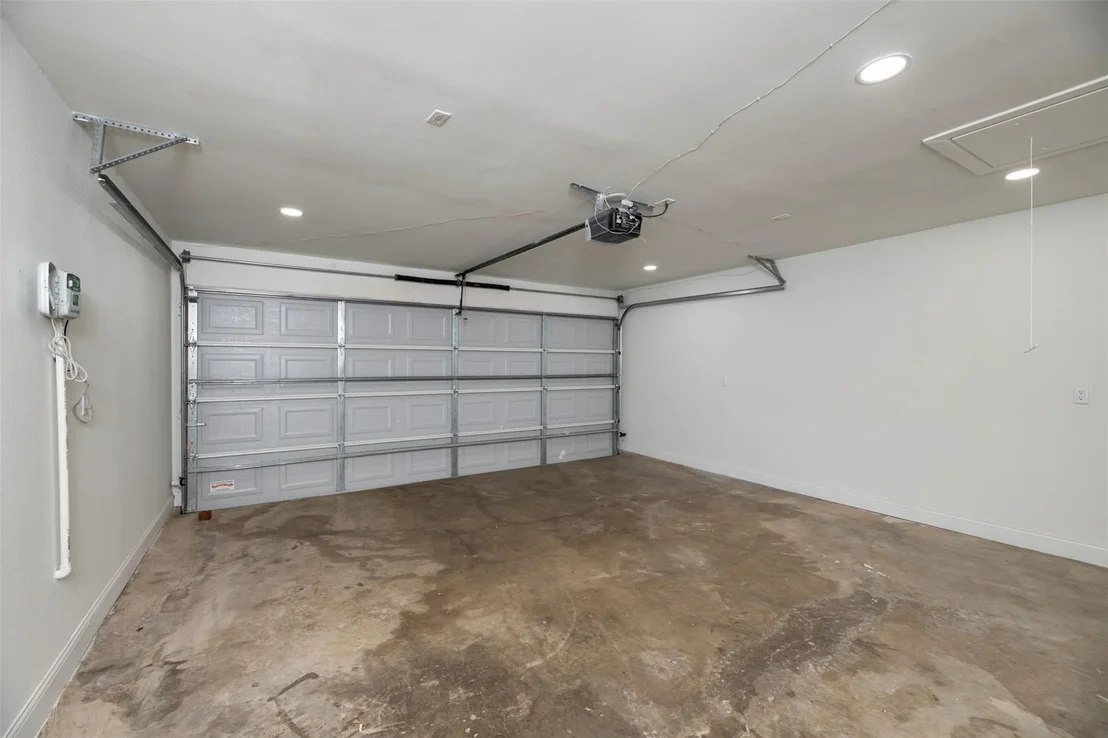 Photo of 314 Sixpence Lane