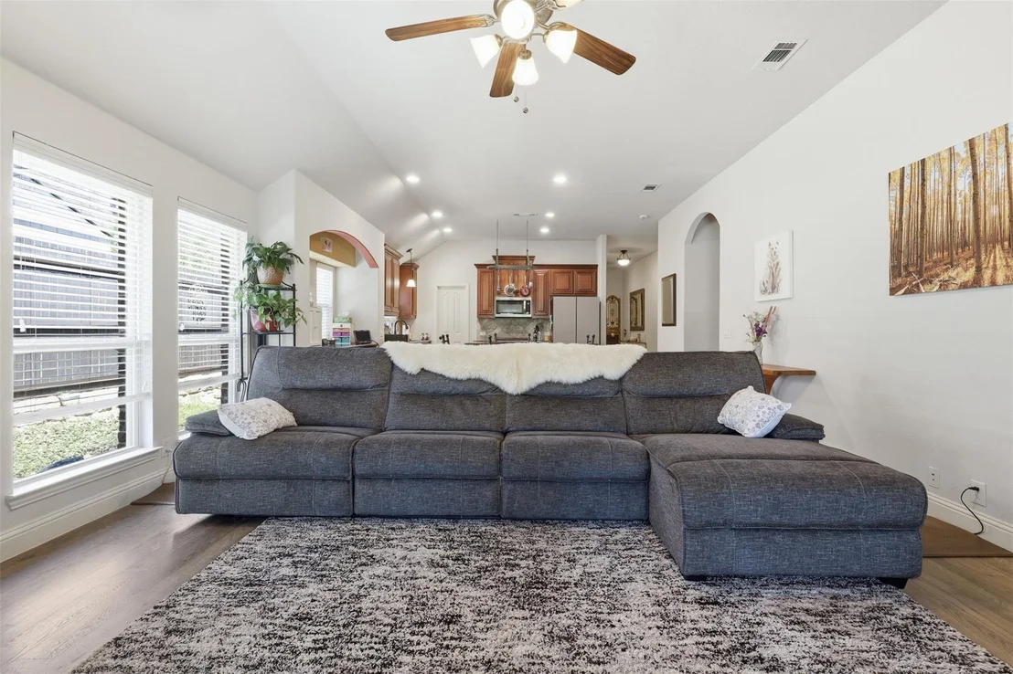 Photo of 1216 Barberry Drive