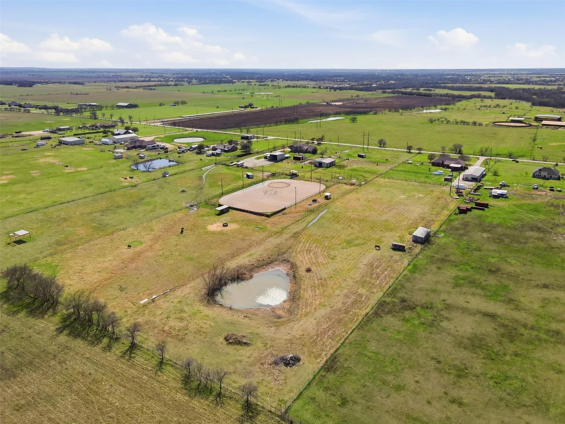 Photo of 7229 County Road 1205