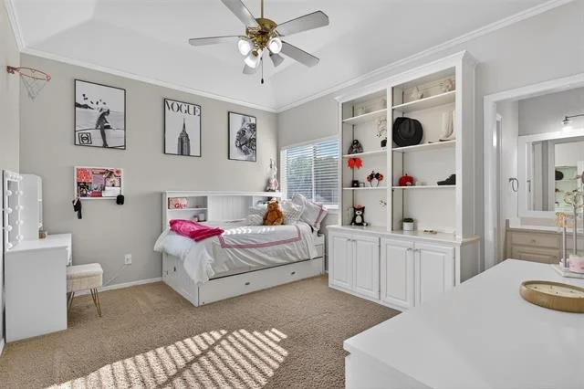 Photo of 5929 Castlebar Lane
