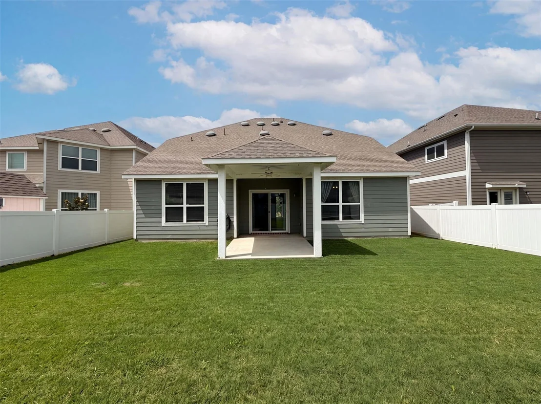 Photo of 9165 Blackstone Drive