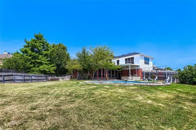 Photo of 1013 Hampstead Drive