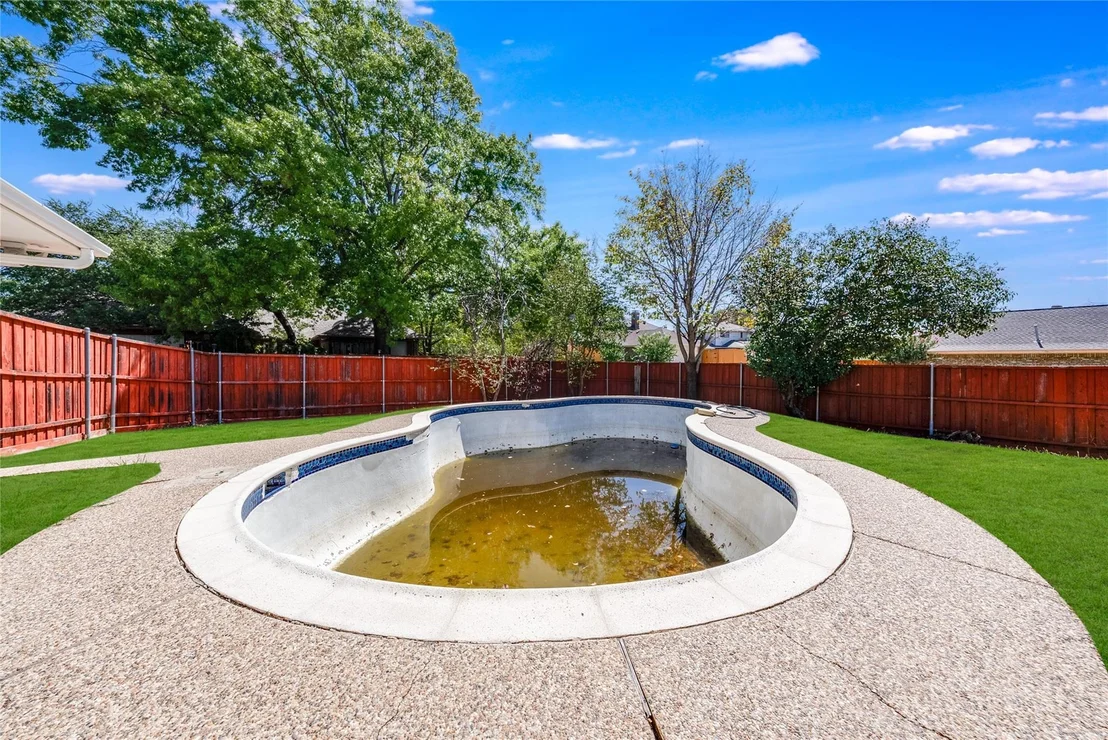 Photo of 2300 San Gabriel Drive