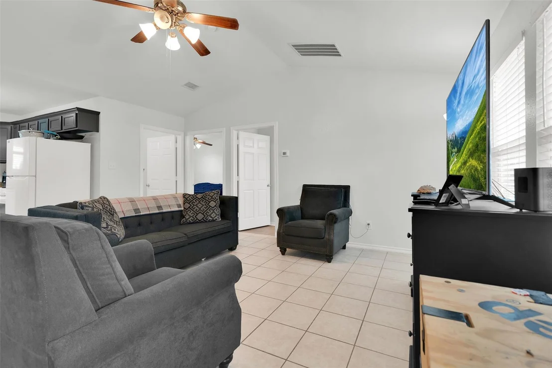 Photo of 210 Hilltop Circle