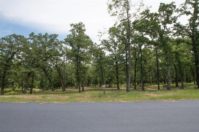 Photo of 7002 Lakeshore Way