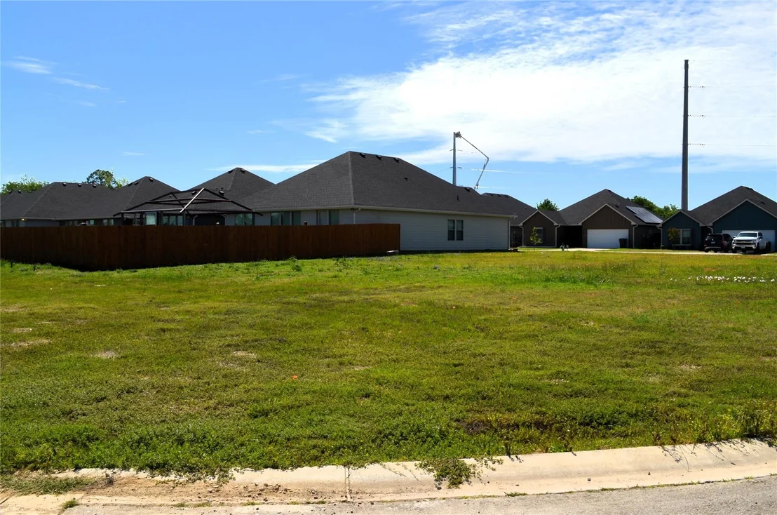 Photo of 321 Preston Road