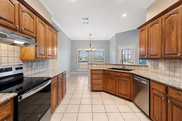 Photo of 14000 Prairie Circle