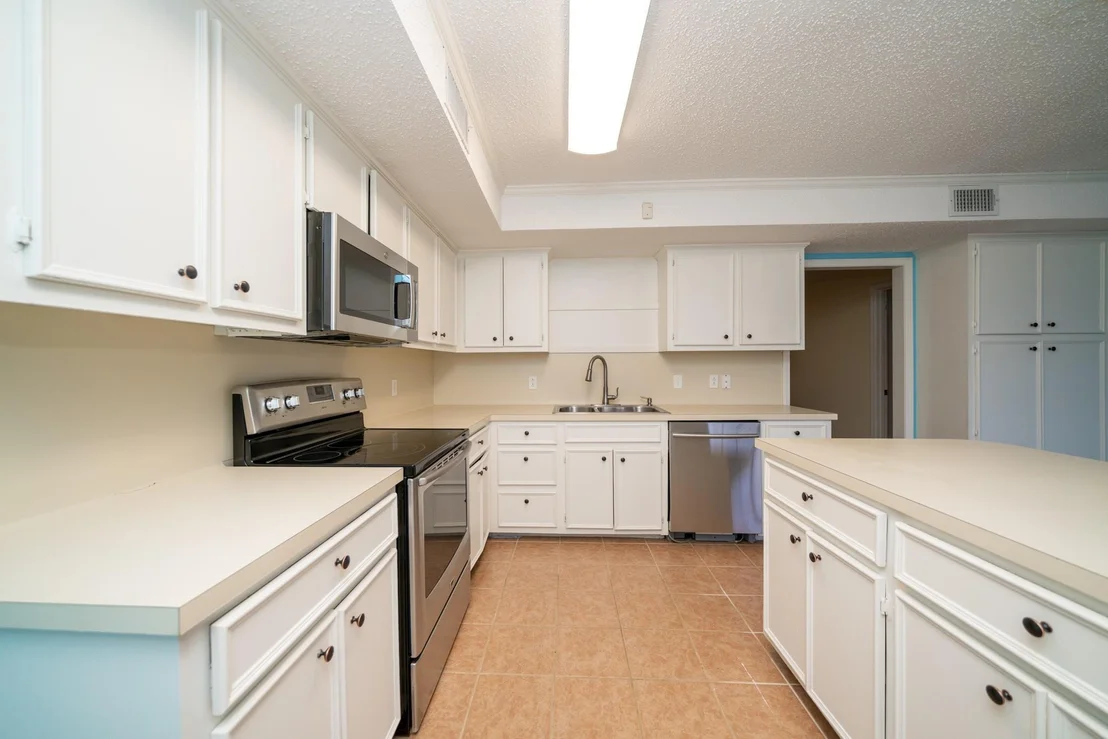 Photo of 2801 Northridge Drive