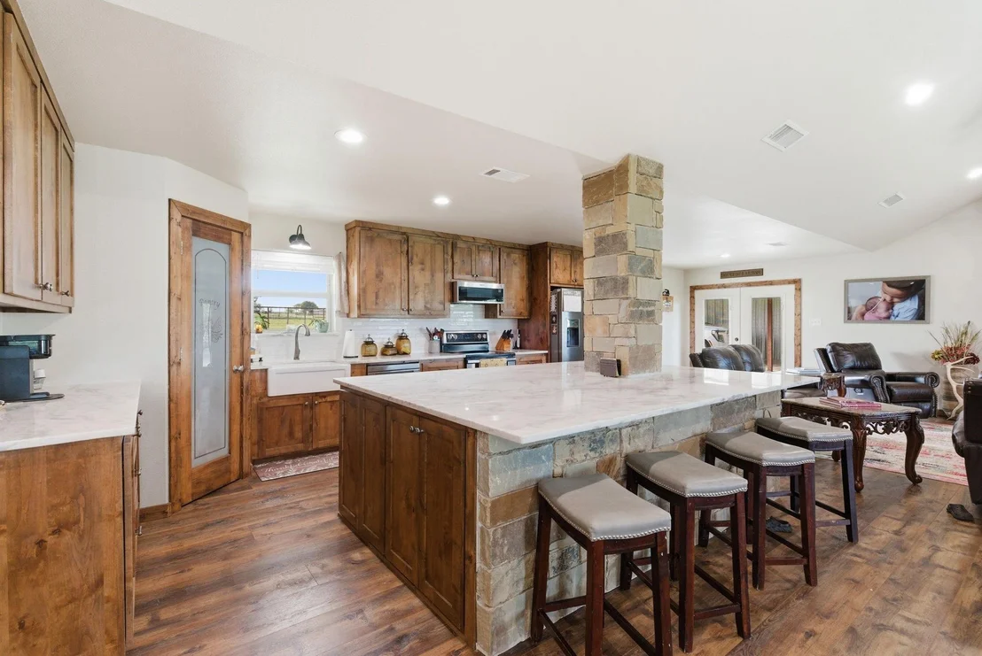 Photo of 187 County Road 4195