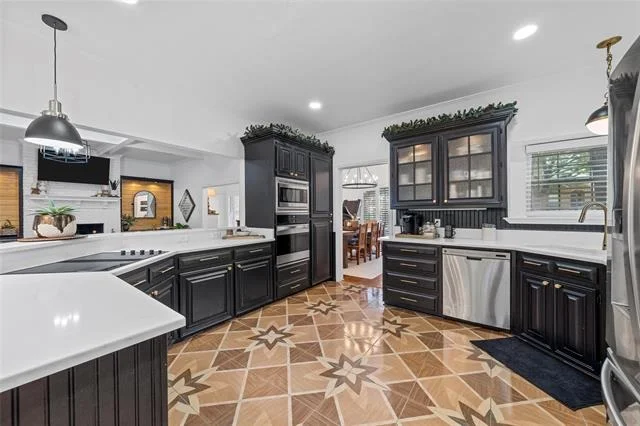 Photo of 3000 Chimney Hill Drive
